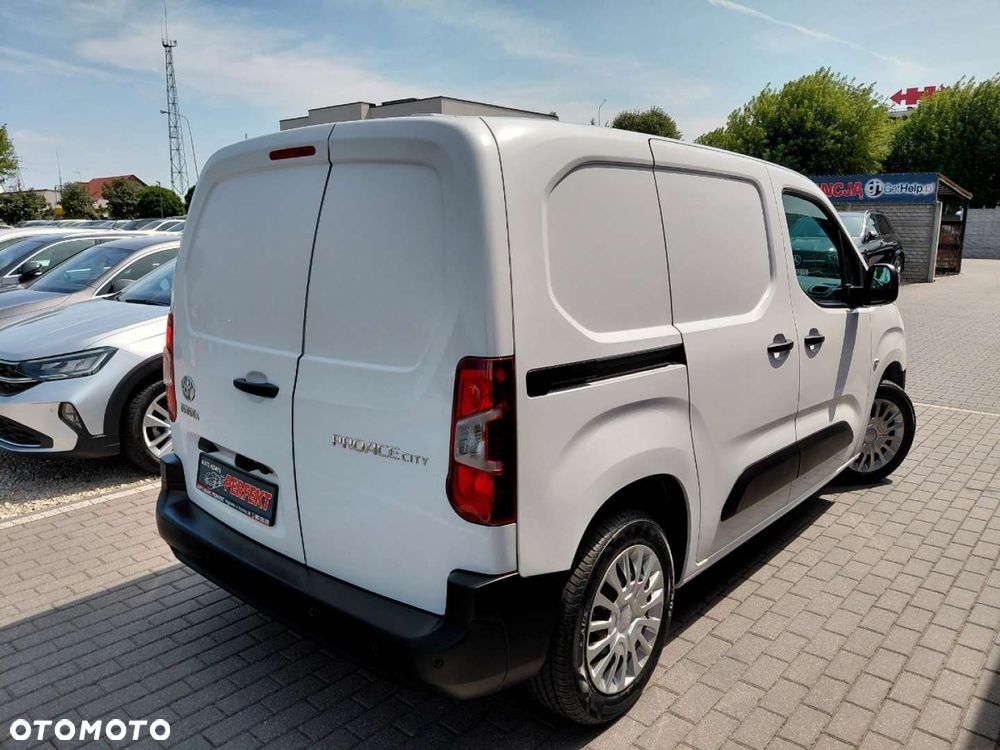 Toyota PROACE CITY - 8