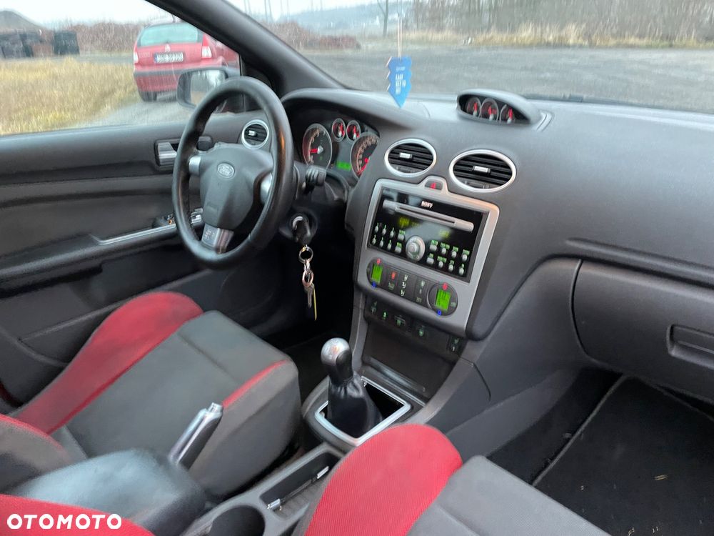 Ford Focus - 8