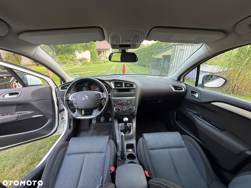 Citroën C4 1.6 VTi SX - 13