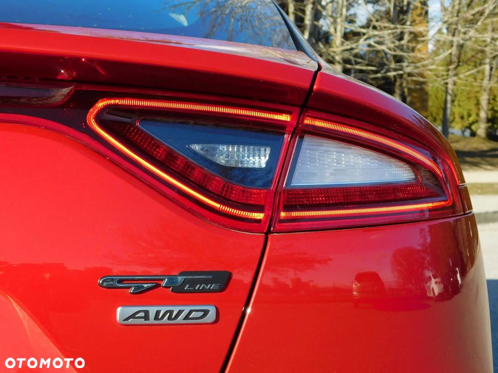 Kia Stinger - 15