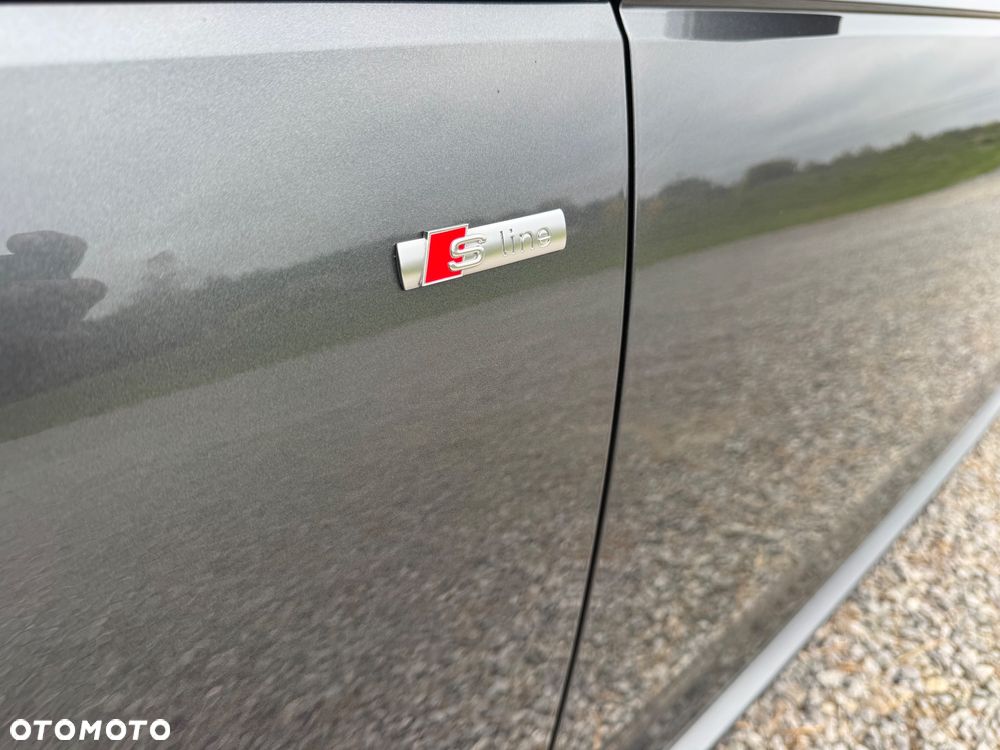 Audi A4 Avant 40 TDI S Line S tronic - 35