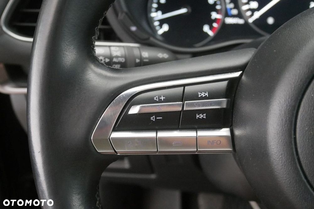 Mazda 3 2.0 mHEV Kai - 18