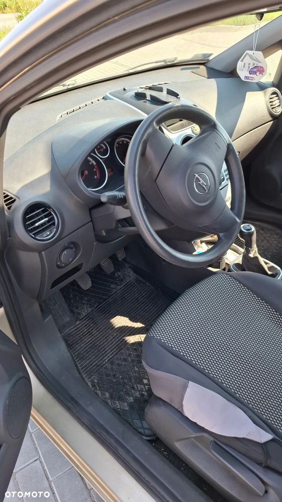 Opel Corsa 1.2 16V Enjoy - 10