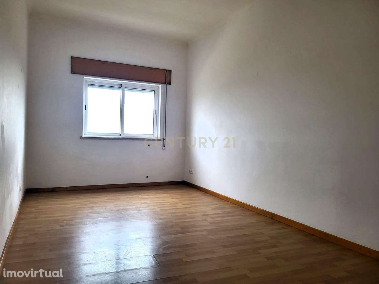 IMÓVEL ARRENDADO ATÉ MARÇO 2026  Apartamento T2 - Grande imagem: 4/13