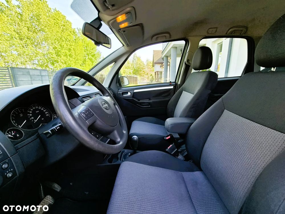 Opel Meriva - 9