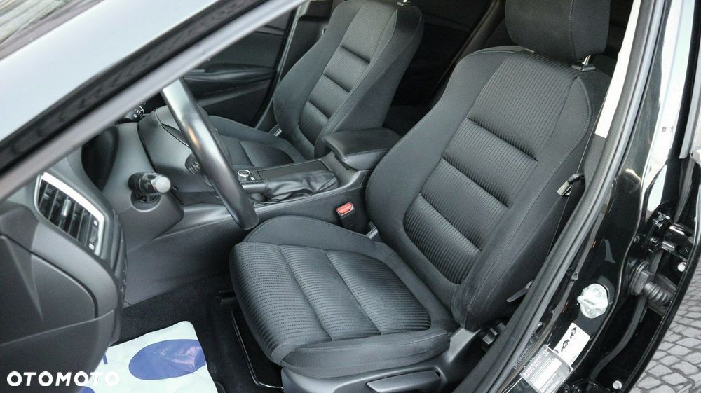 Mazda 6 2.0 Kombi SKYACTIV-G Center-Line - 38