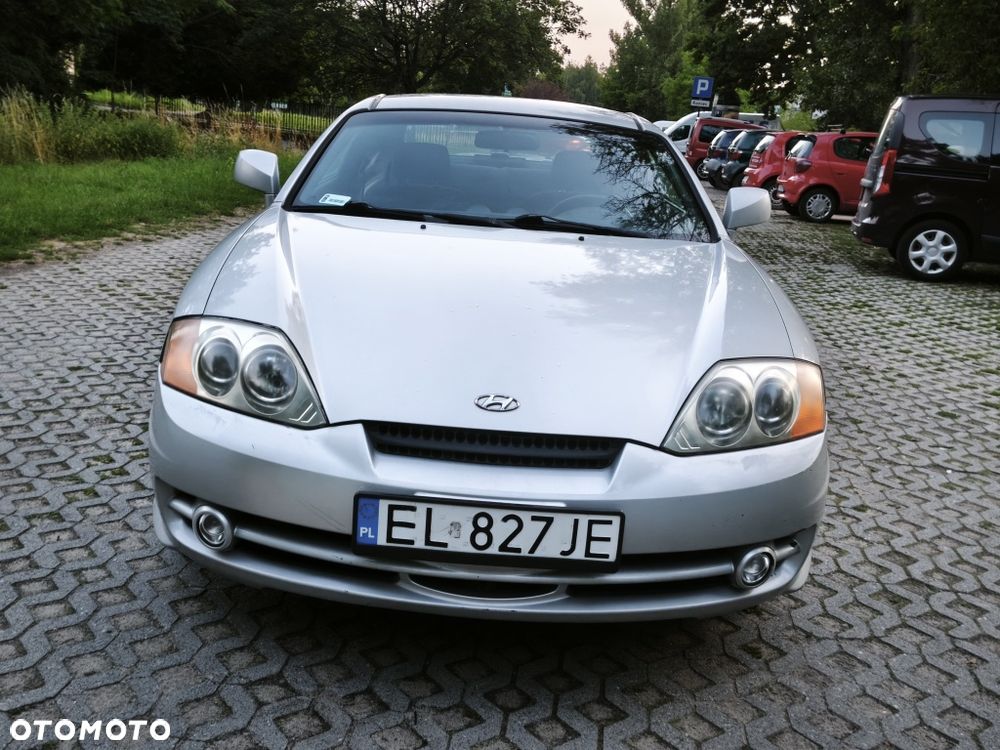 Hyundai Coupe - 2