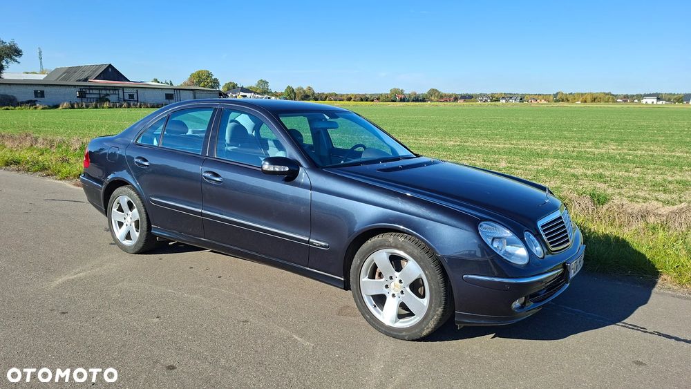 Mercedes-Benz Klasa E - 16