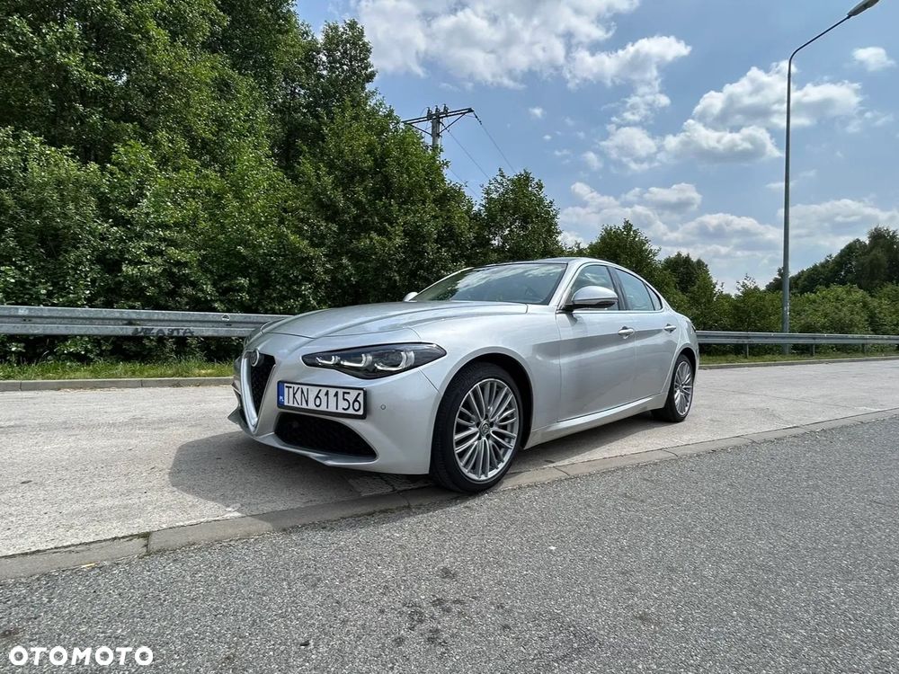 Alfa Romeo Giulia 2.0 Turbo 16V AT8-Q4 Ti - 2
