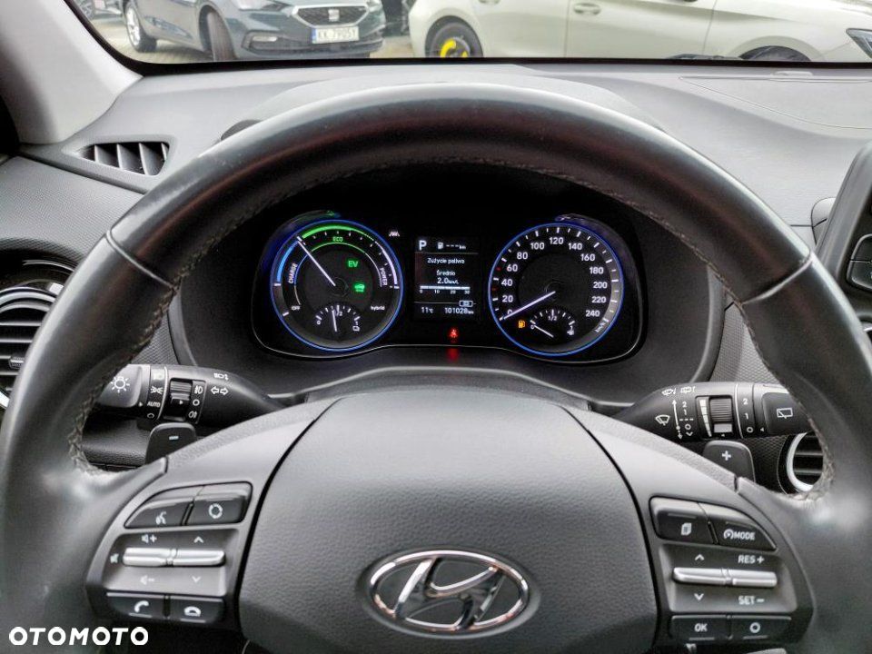 Hyundai Kona - 16