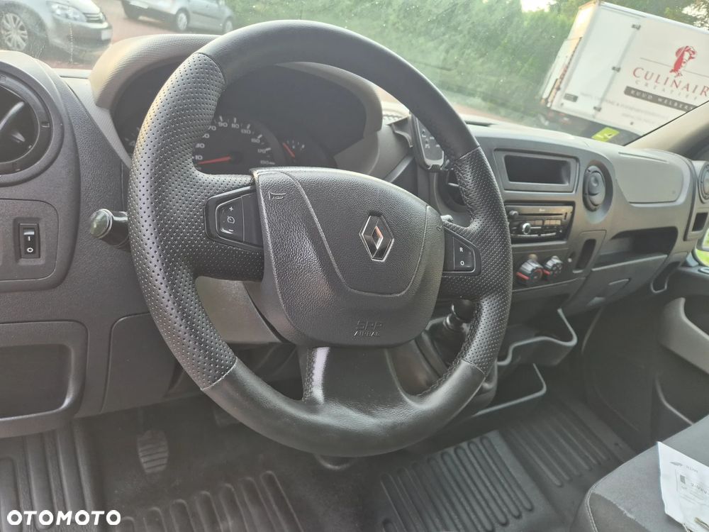 Renault Master - 32
