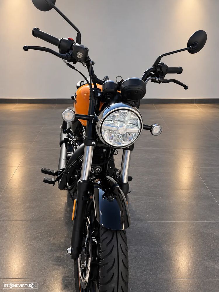 Royal Enfield Meteor 350 - 10