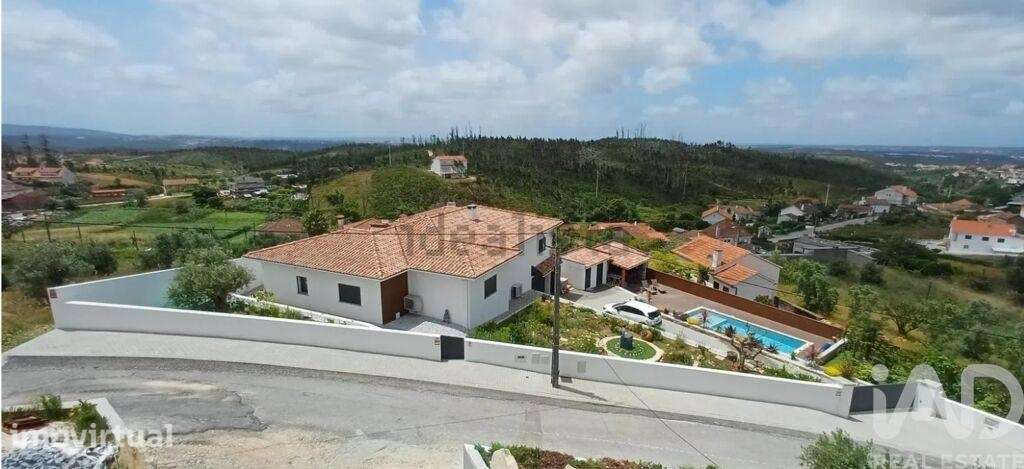 Casa / Villa T3 em Colmeias e Memória de 170,00 m2 - Grande imagem: 2/20