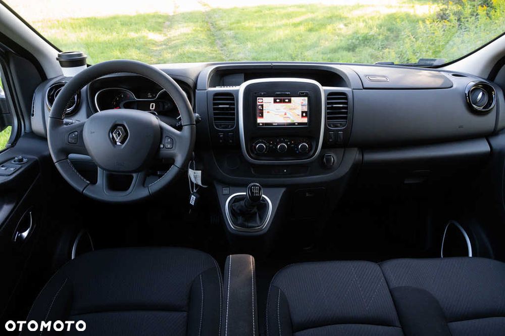Renault Trafic - 12