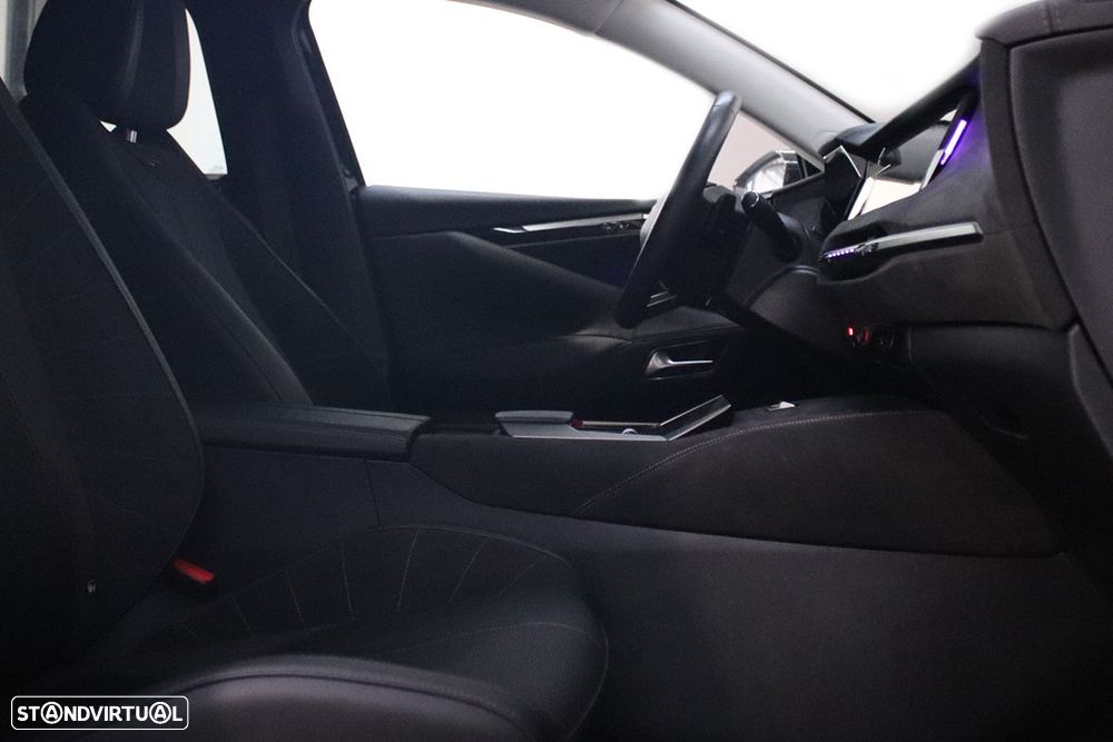 DS DS4 1.2 PureTech Performance Line EAT8 - 21