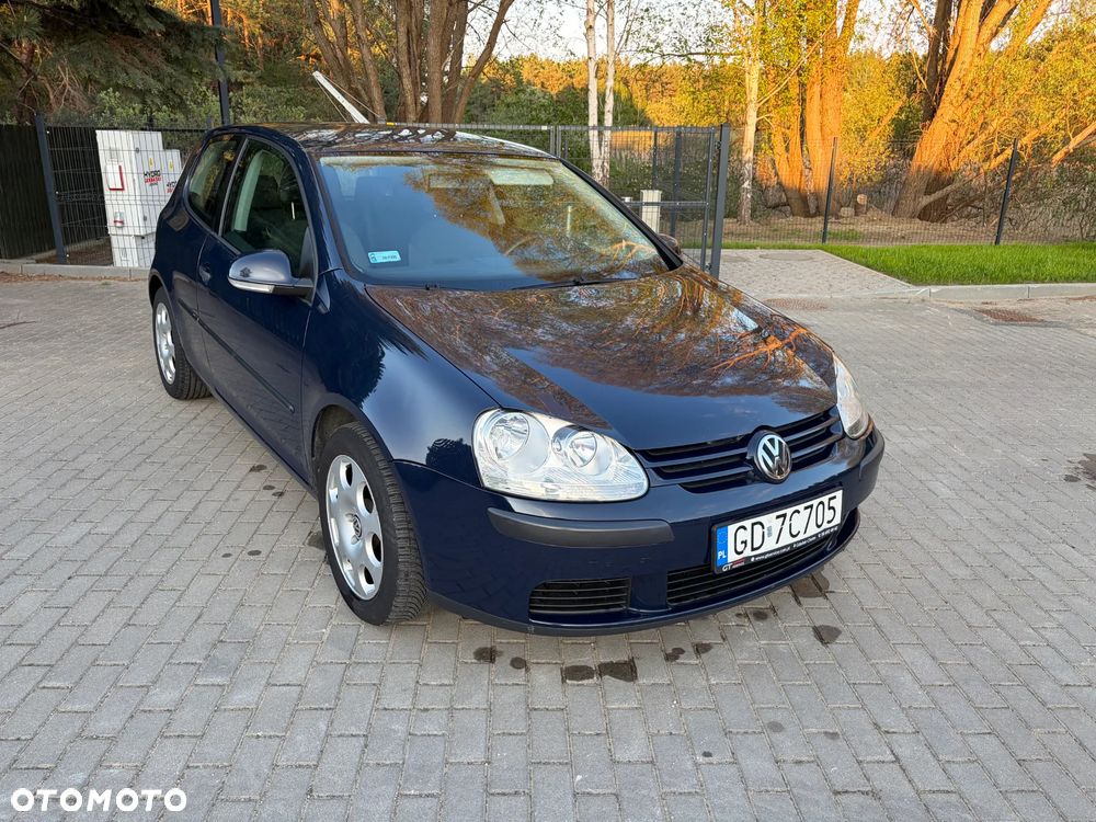 Volkswagen Golf 1.6 Automatik Trendline - 1