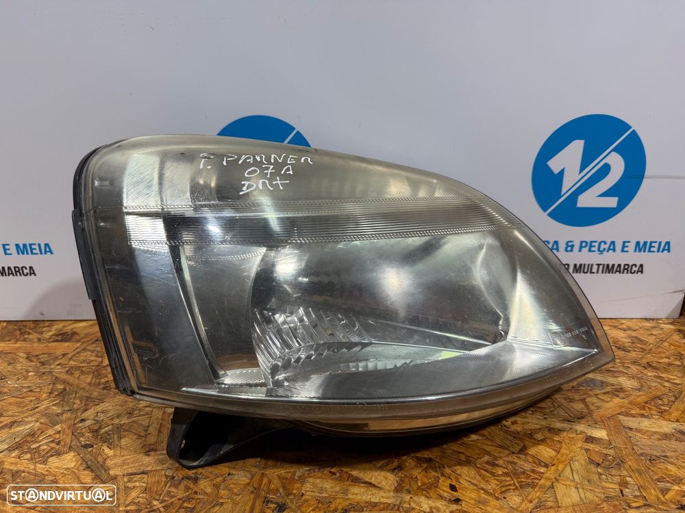 Farol direito Peugeot Partner de 2008 - 1