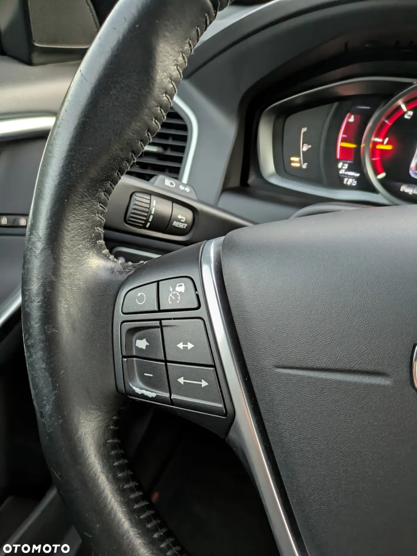 Volvo XC 60 - 24
