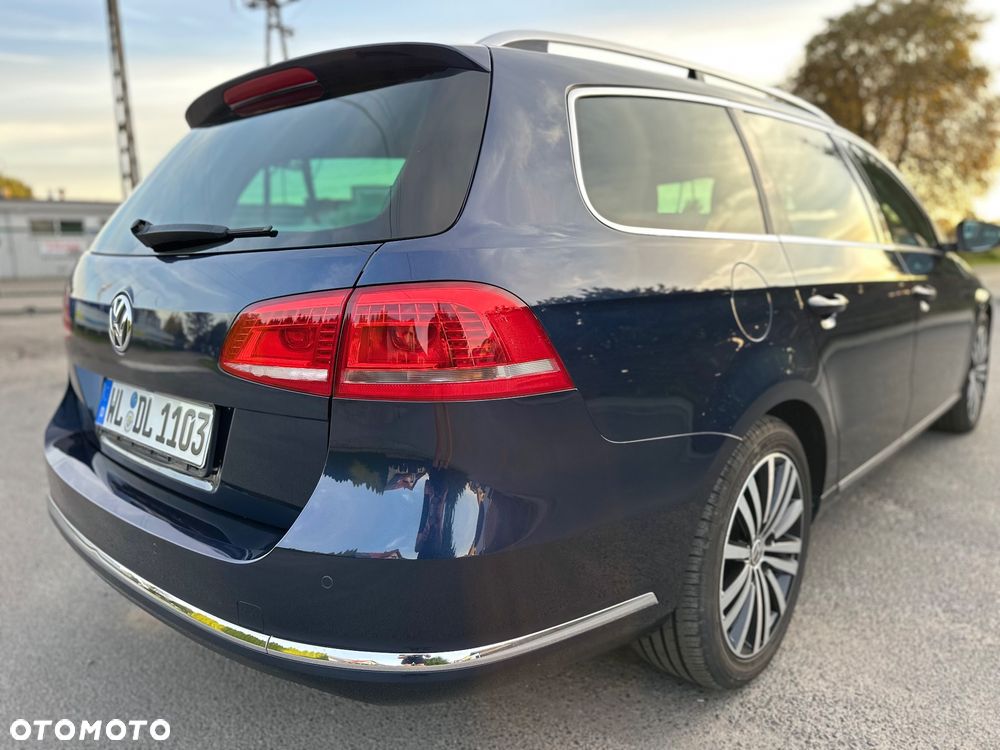 Volkswagen Passat 2.0 TDI Highline - 13