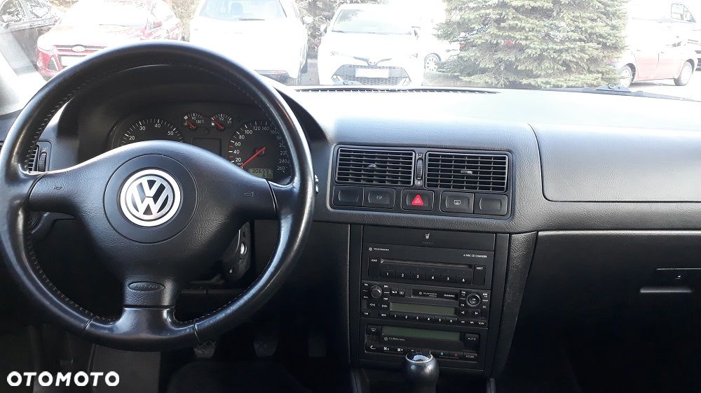 Volkswagen Golf - 13