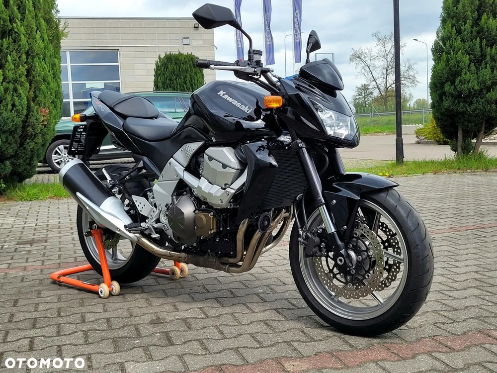 Kawasaki Z - 12