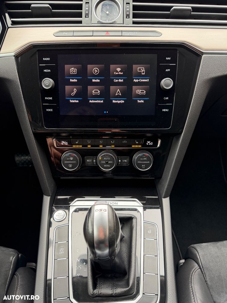 Volkswagen Passat Variant 2.0 TDI DSG 4Motion Highline - 15