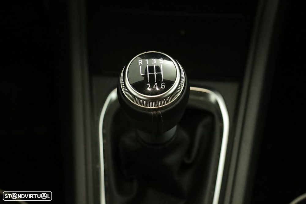 Renault Captur 1.0 TCe Techno Bi-Fuel - 13