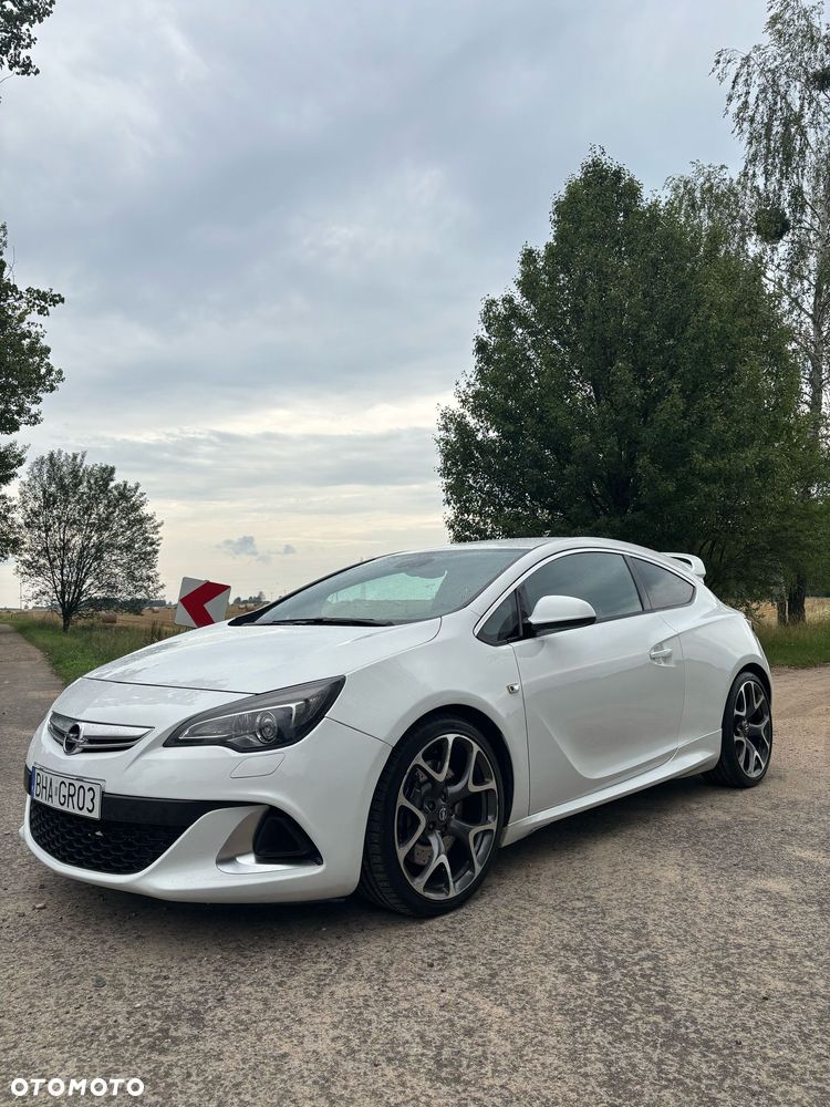 Opel Astra OPC - 3