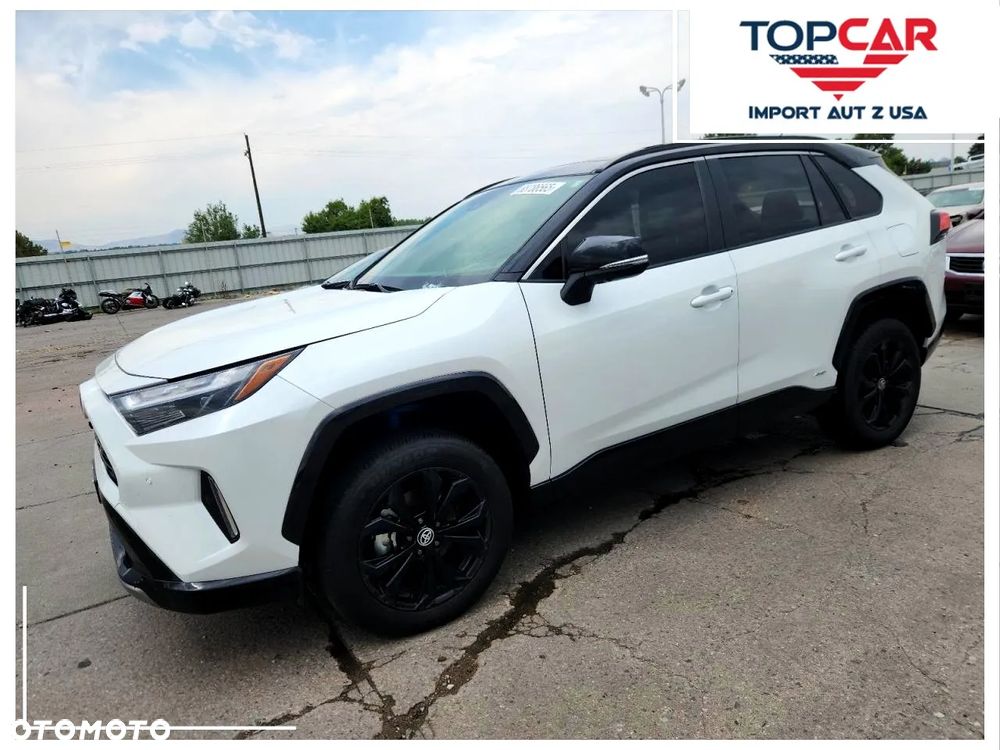 Toyota RAV4 - 1