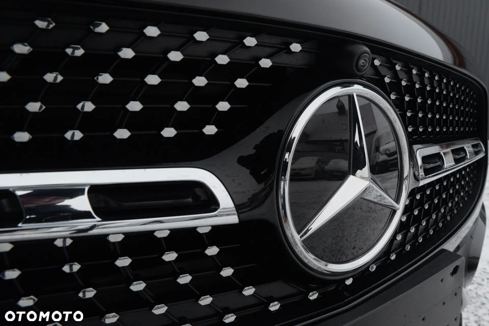 Mercedes-Benz GLA 200 d 4Matic 8G-DCT AMG Line - 5