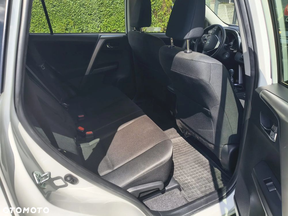 Toyota RAV4 2.0 Active 4x4 - 8