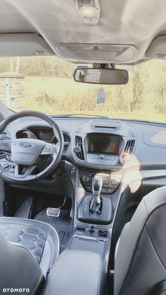 Ford Kuga 2.0 TDCi 4x4 Vignale - 20