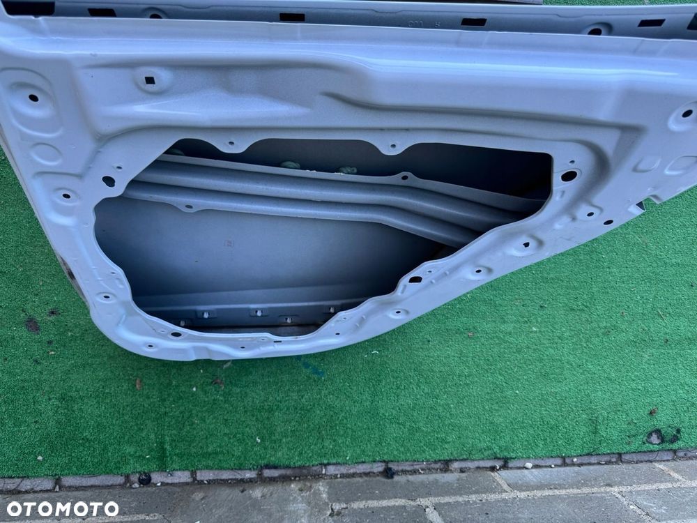 KIA X-CEED 18- DRZWI PRAWE TYLNE PRAWY TYŁ ORG EU - 12