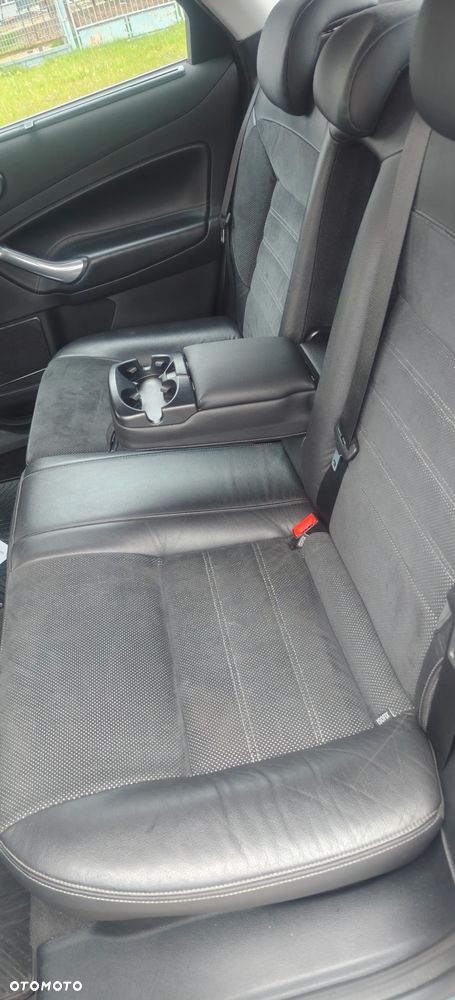 Ford Mondeo 2.2 TDCi Titanium - 14