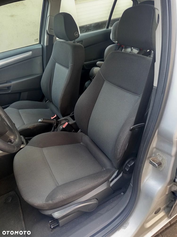 Opel Astra 1.8 Enjoy - 10