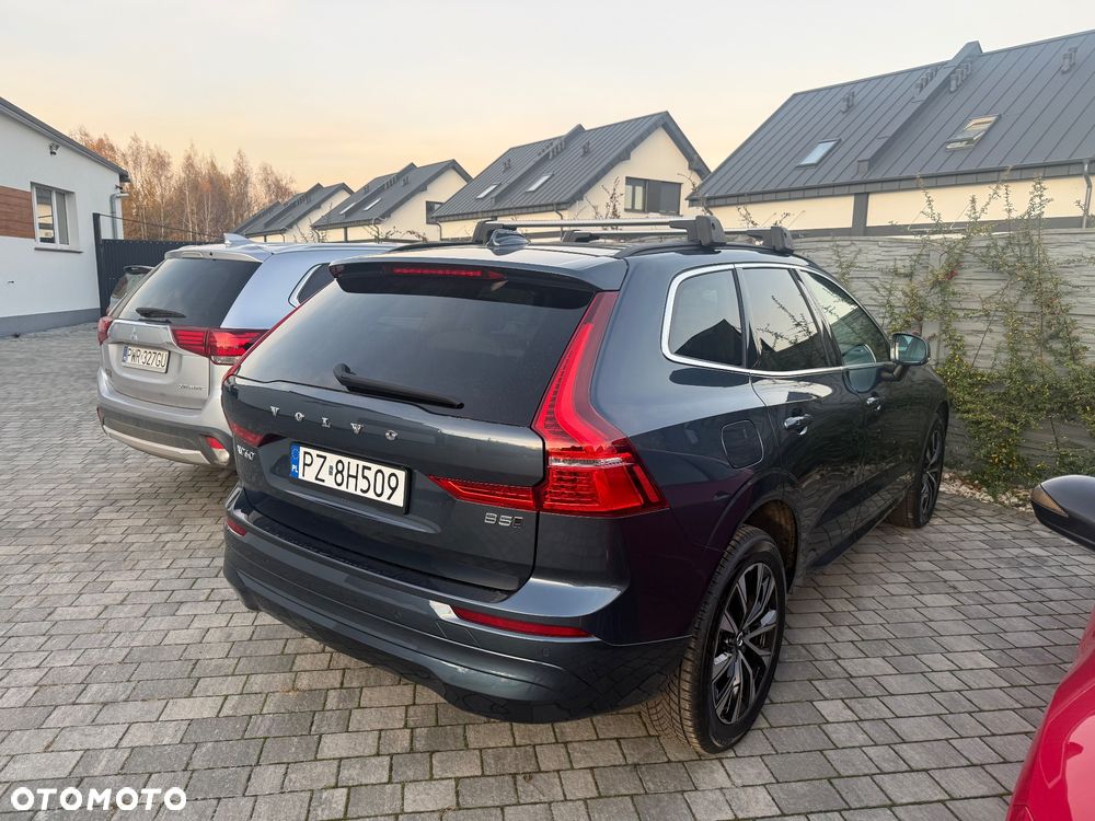 Volvo XC 60 B5 B AWD Ultra Dark - 20