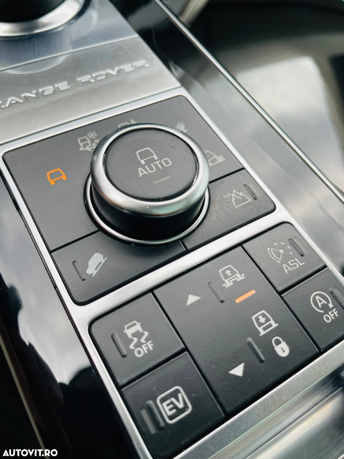 Land Rover Range Rover Vogue - 22
