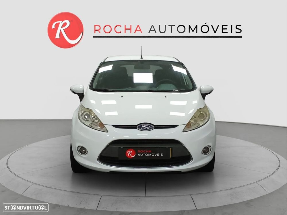 Ford Fiesta - 2