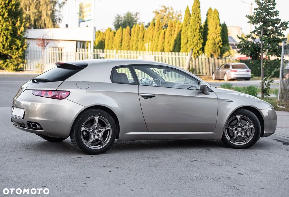 Alfa Romeo Brera 2.4 JTDM 20V DPF - 11