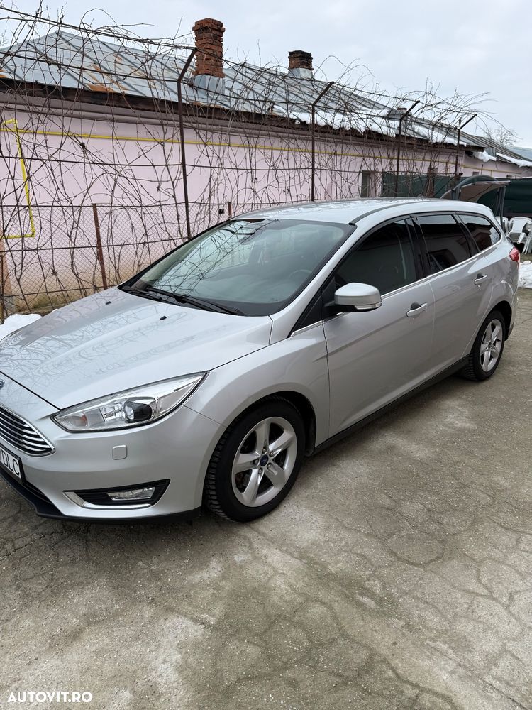 Ford Focus - 12