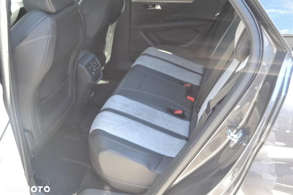 Peugeot 3008 1.6 PureTech HYbrid4 GT S&S EAT8 - 15