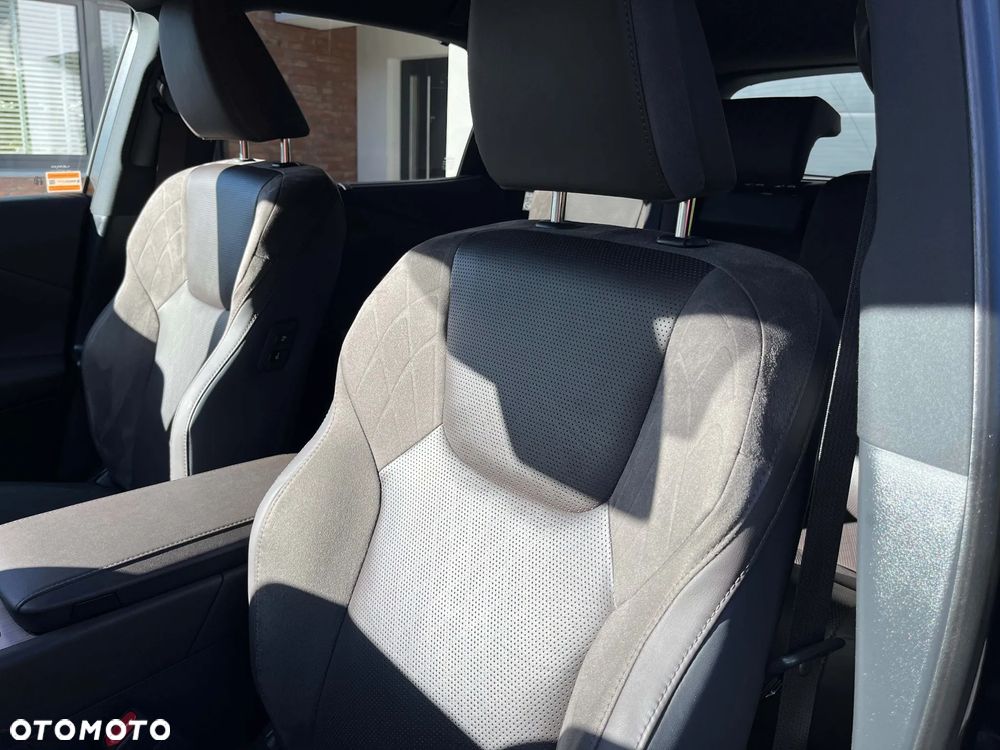 Lexus RX 350h Omotenashi - 6