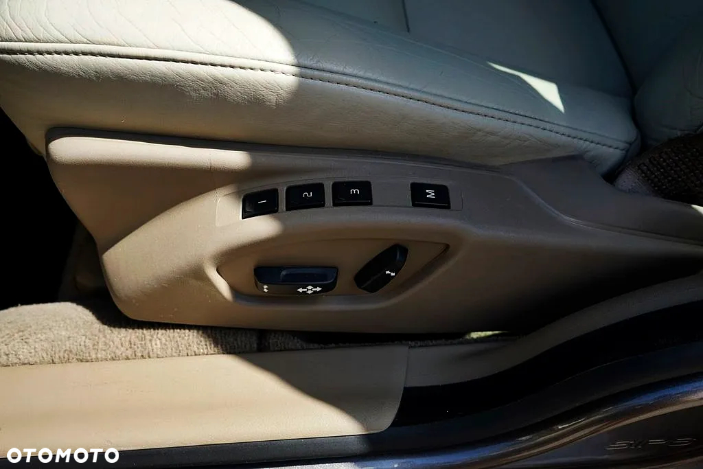 Volvo S80 2.5T Momentum - 14