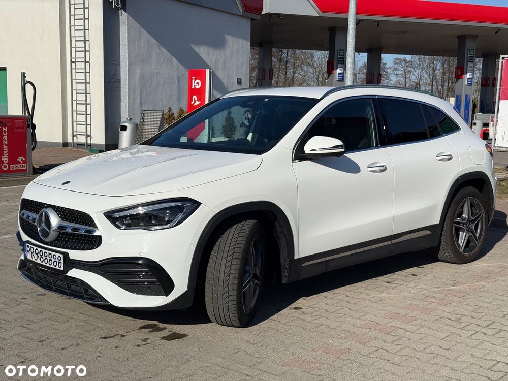 Mercedes-Benz GLA 200 d 8G-DCT AMG Line - 4