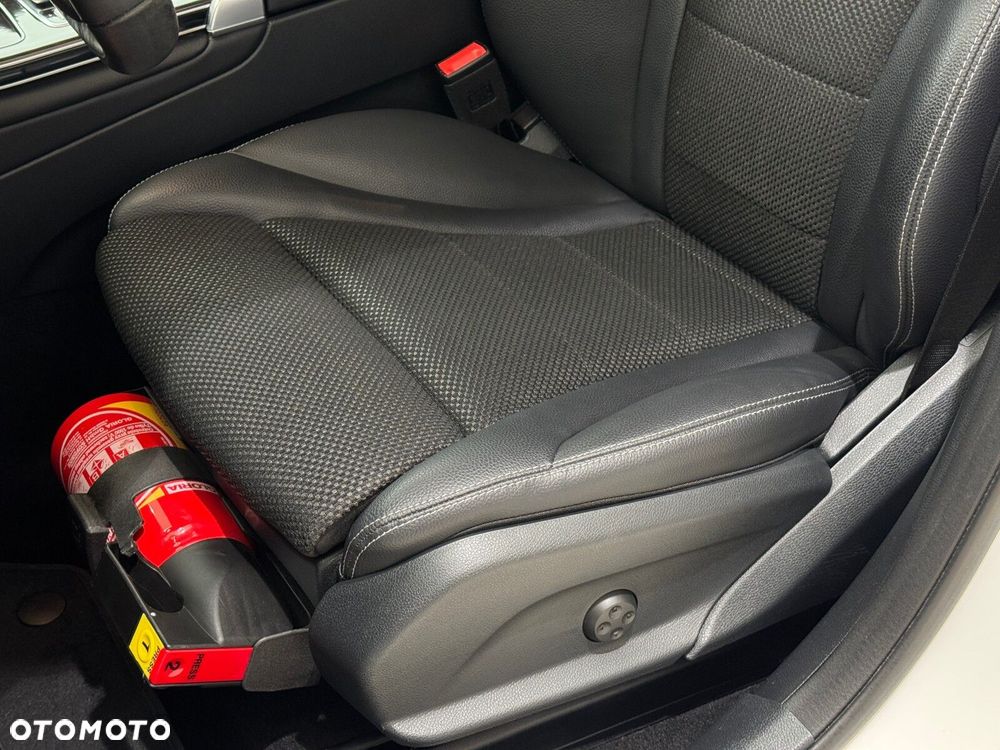 Mercedes-Benz GLC 300 d 4-Matic - 11