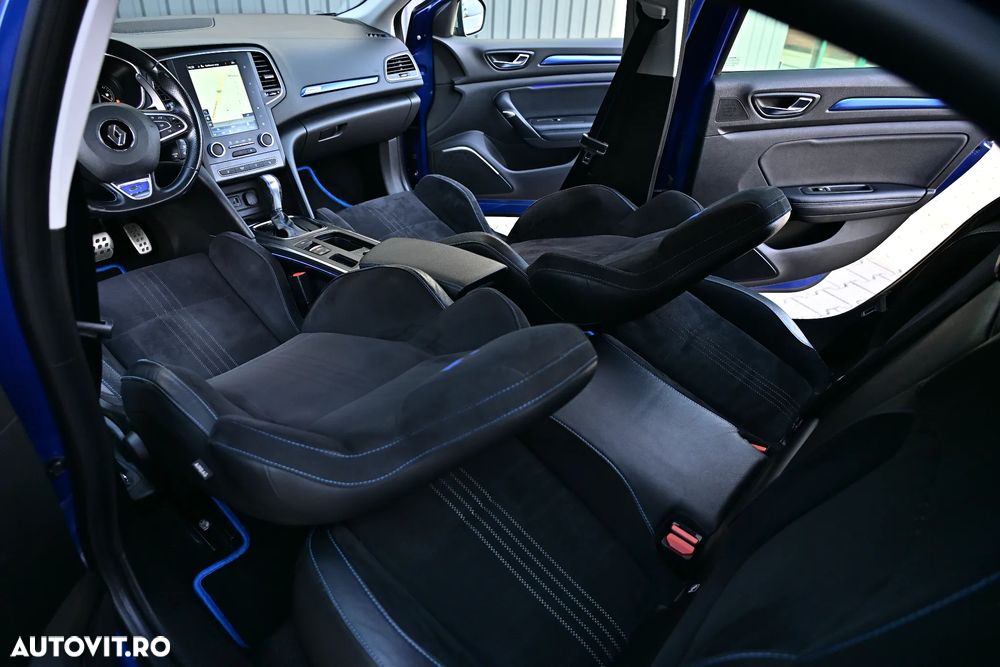 Renault Megane ENERGY TCe 205 EDC GT - 9