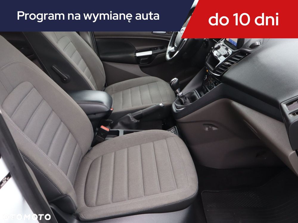 Ford Tourneo Connect - 11