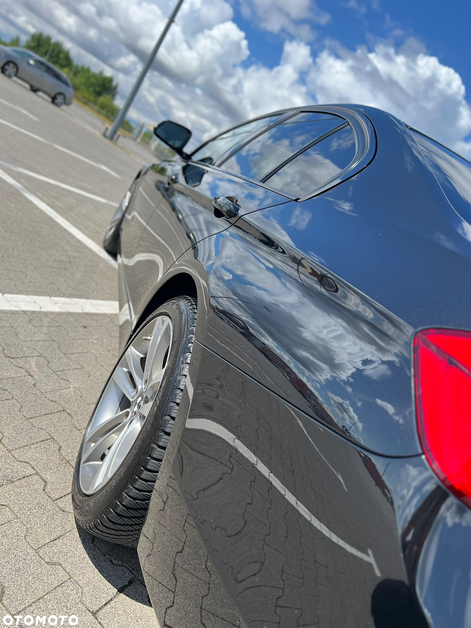 BMW Seria 3 330i xDrive Sport Line - 26