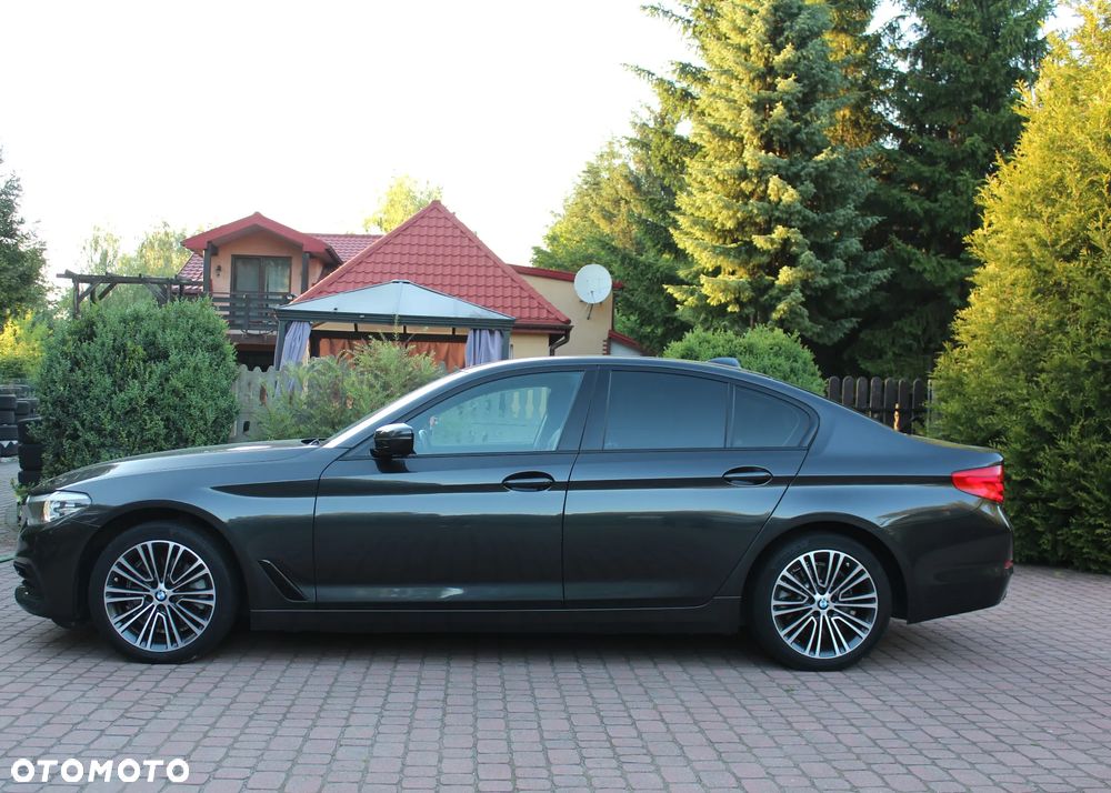 BMW Seria 5 520d Efficient Dynamics Edition Sport Line - 3