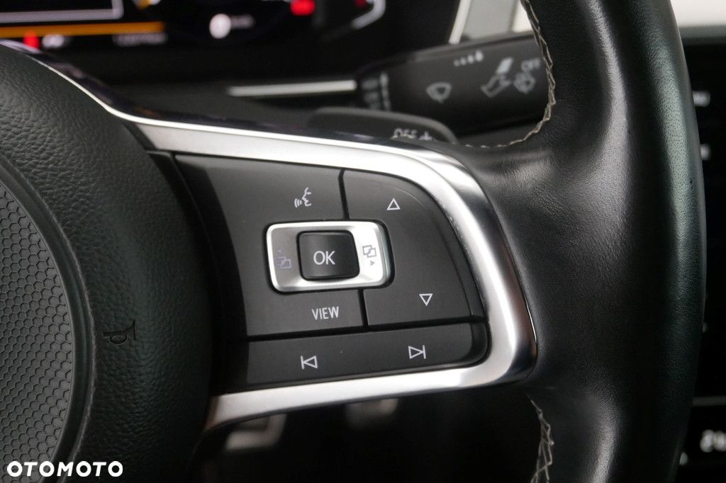 Volkswagen Arteon 2.0 TSI R-Line DSG - 32